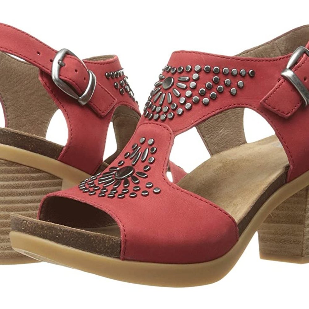 Dansko Deandra Nubuck size 8